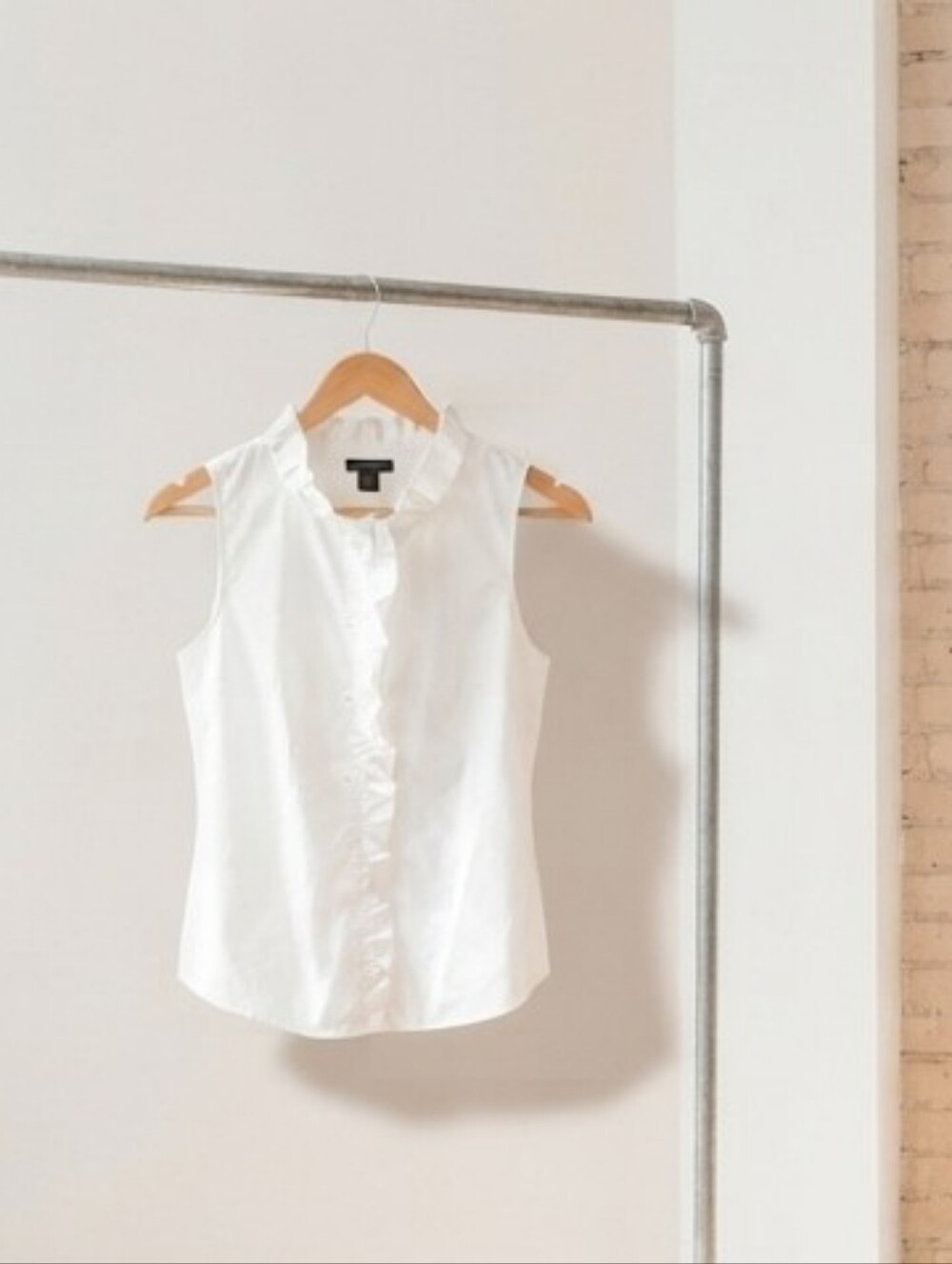 Ann Taylor White Sleeveless Ruffle-Front Blouse